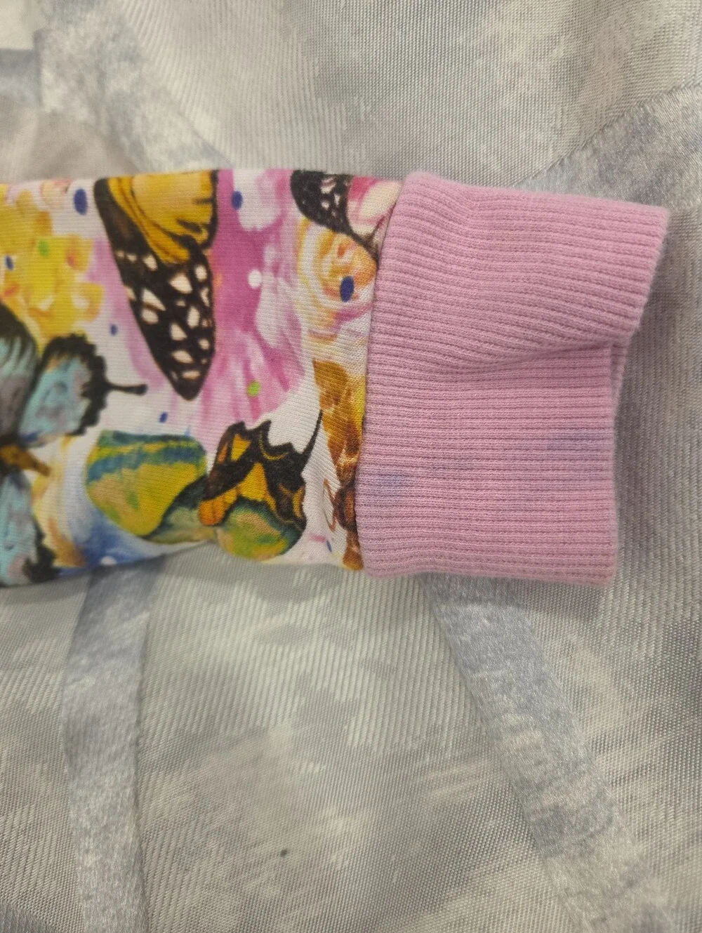 Rare Bums And Roses Flutter Away Bamboo/Cotton Jogger Set Size 18-24m
